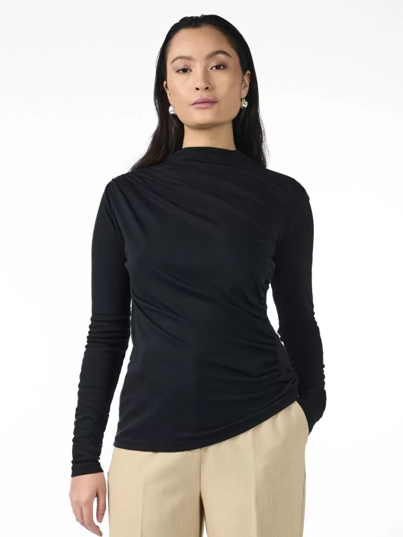 Tops & T-Shirts>Yas EMMI LONG SLEEVED TOP Black