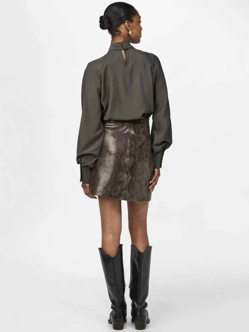 Skirts>Yas RIVO LEATHER MINI SKIRT Black